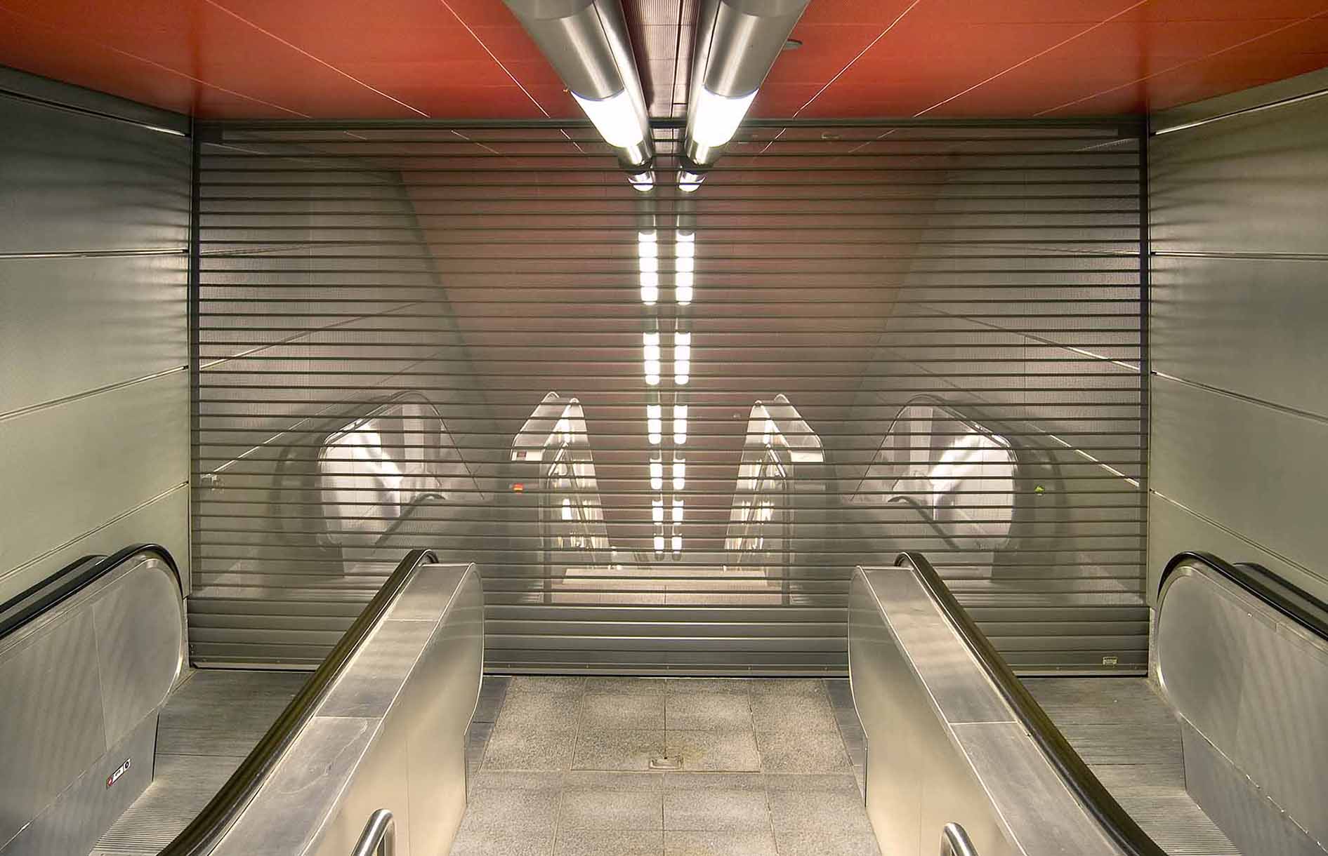 Metro_stairs